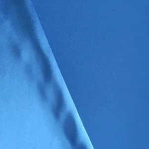 vestido satén azul